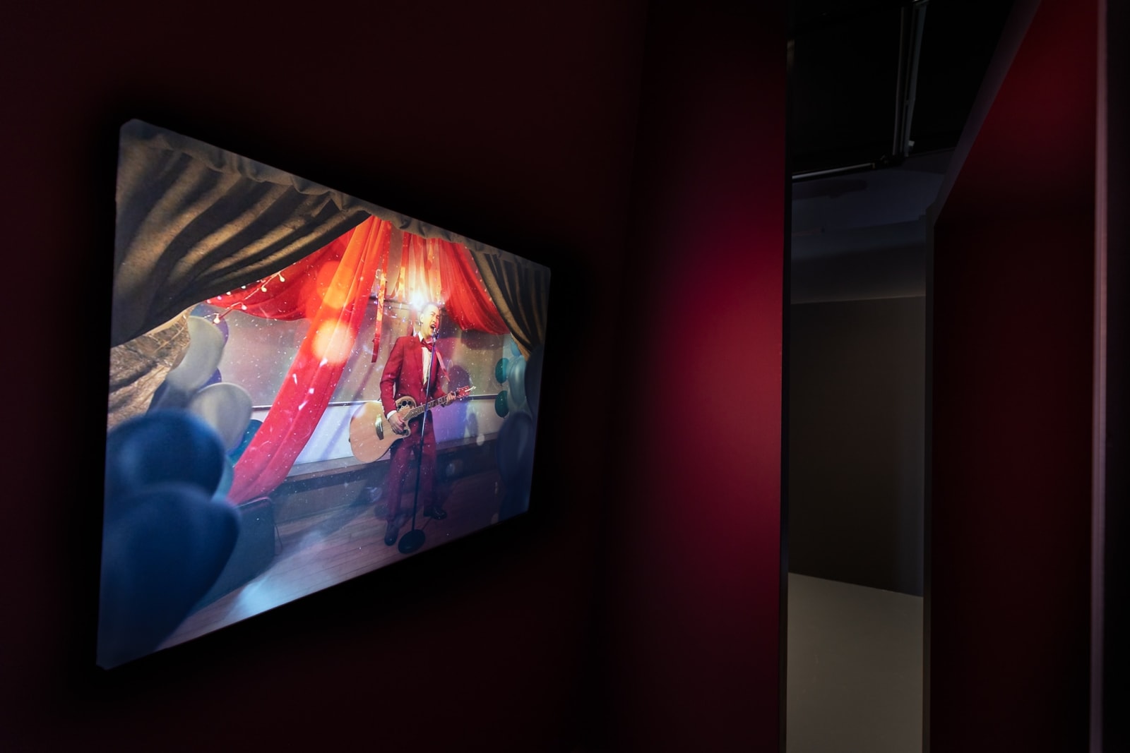 Sarah Choo Jing, Dancing Without Touching, 2023