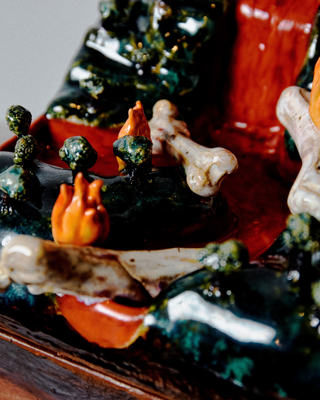 Shayne Phua, Burning bridges, bleeding river, 2024