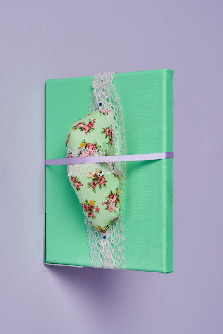 Stephanie Jane Burt, What is the current that presents a behaved waist, 2020