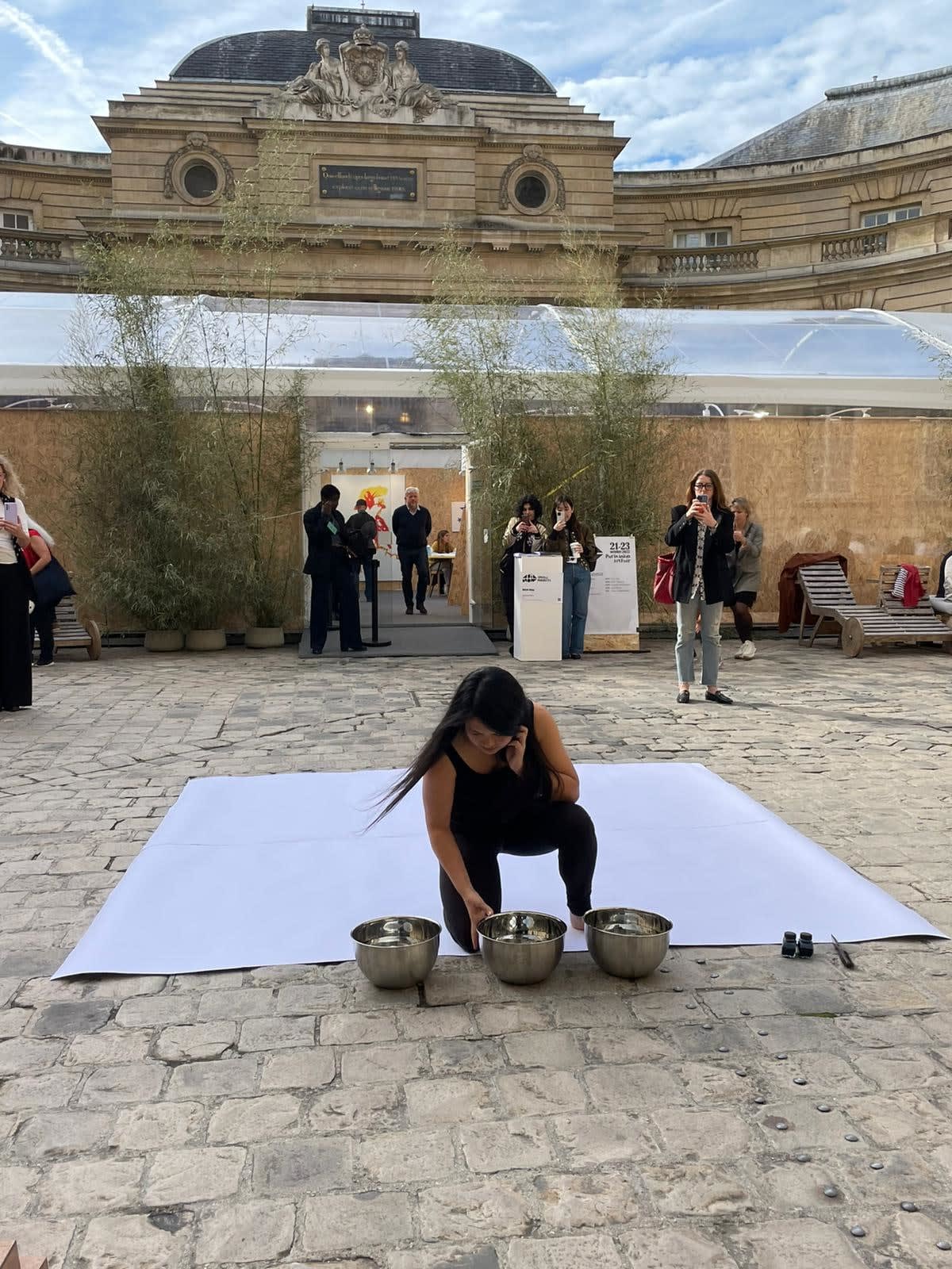 Quynh Dong, 0. (Zero Point), 20 min performance, 2022