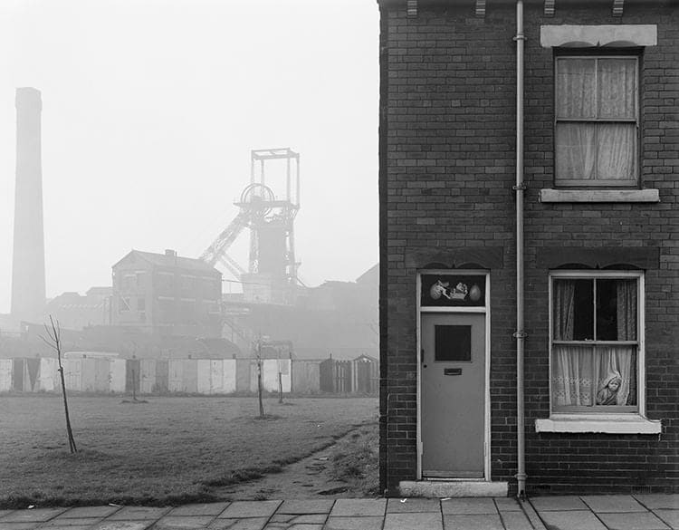 Chris Killip, Coalmine and housing, Castleford, Yorkshire, 1976