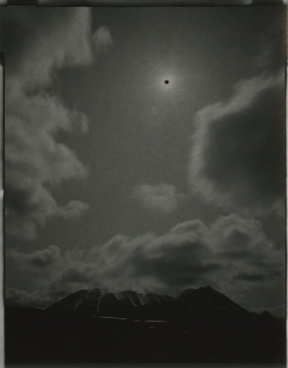Chris McCaw, Sunburned GSP#842 (Arctic Circle, Alaska), 2015