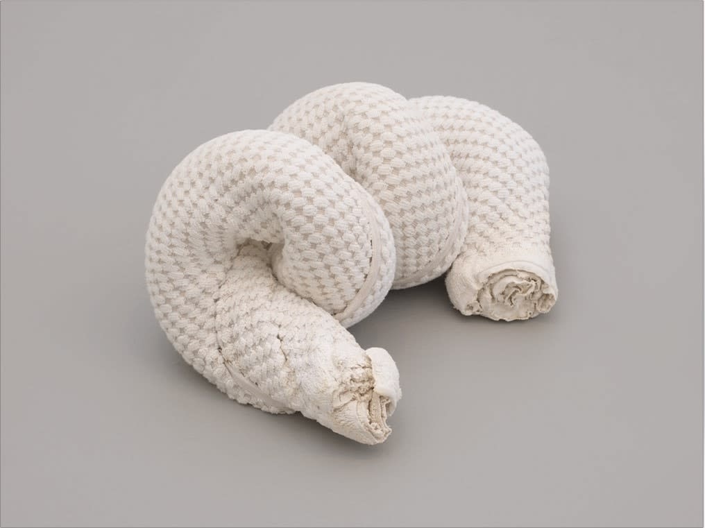 Oren Pinhassi, Towel Snake (Beige), 2018