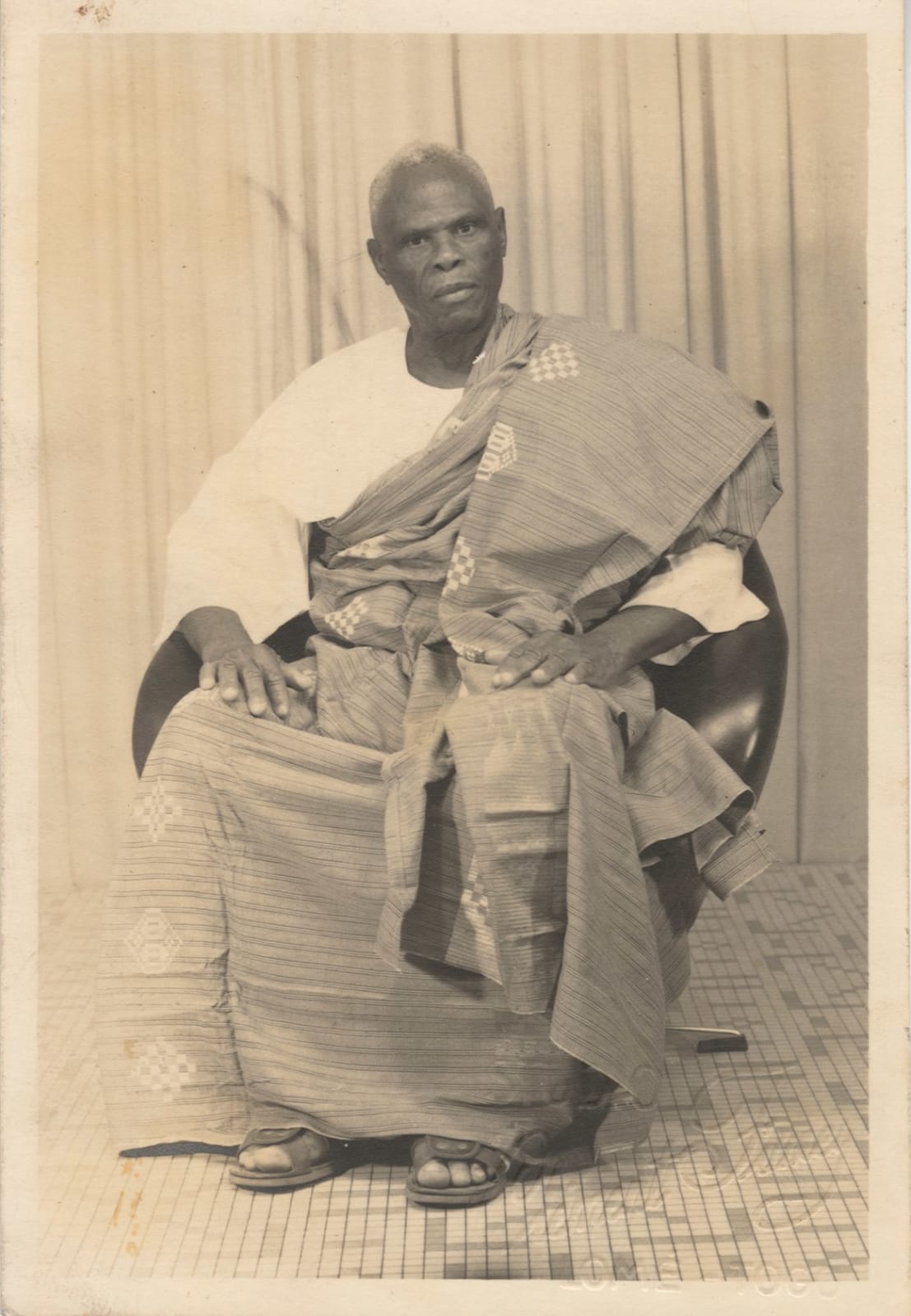 Studio Photo Edekpe, Unknown Title, 1975