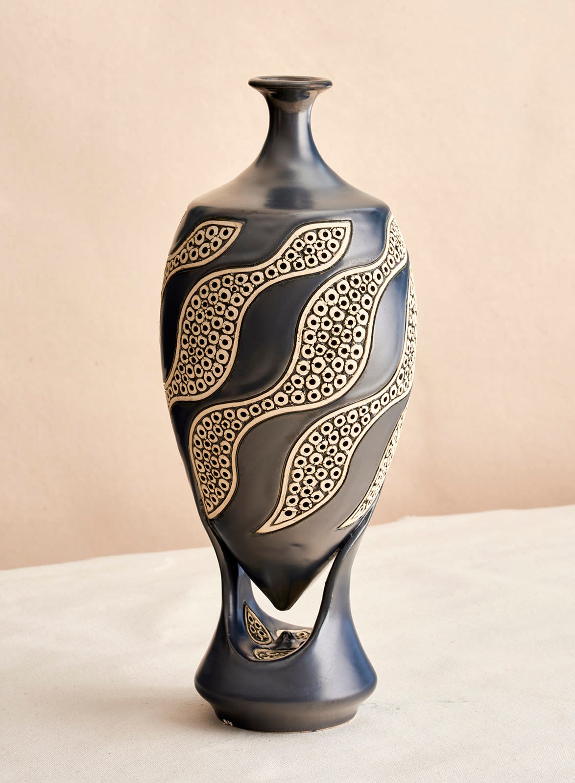 Ibrahim Said, Floating Vase 10, 2021