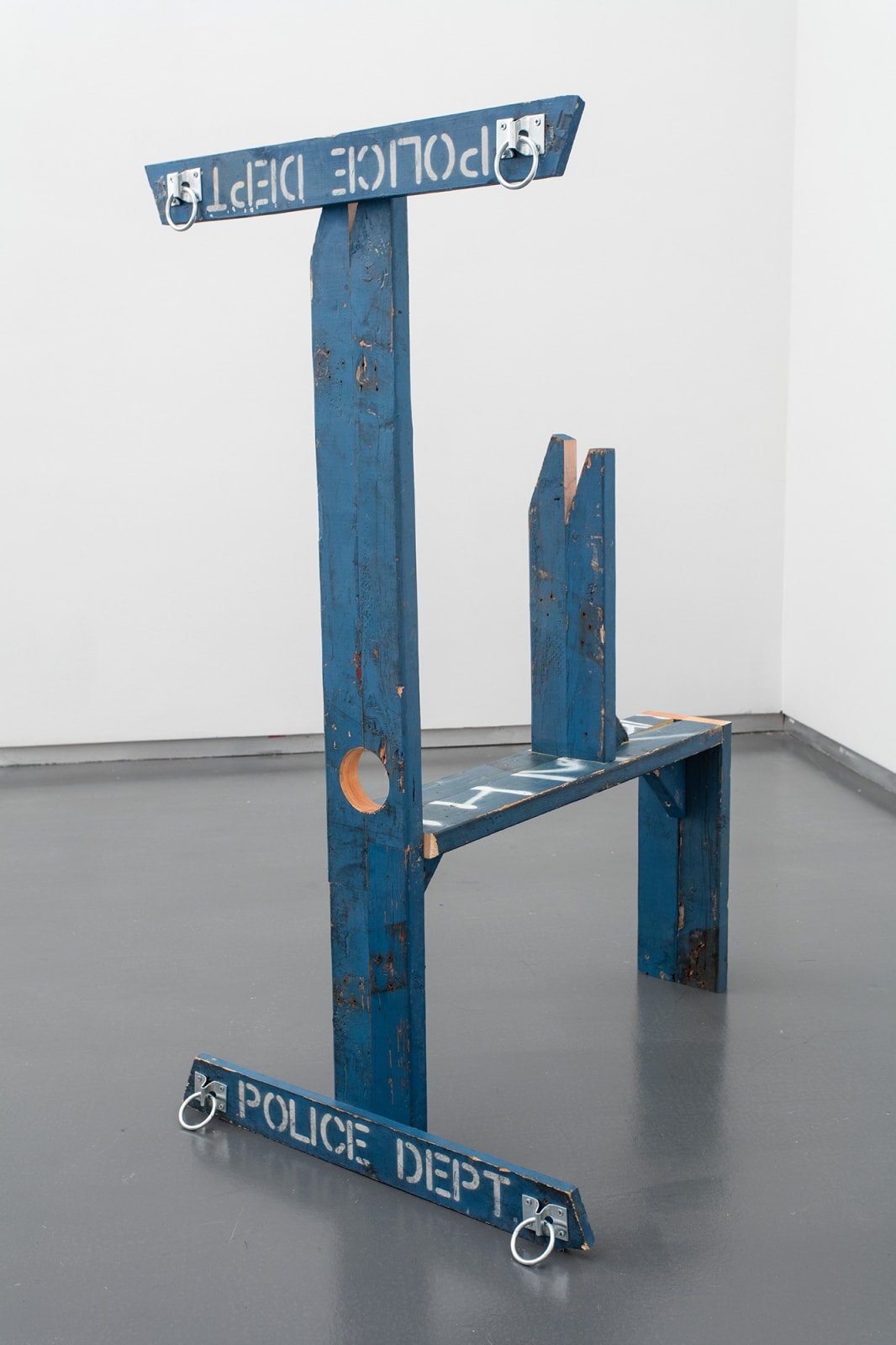 Kevin Claiborne, Throne, 2022