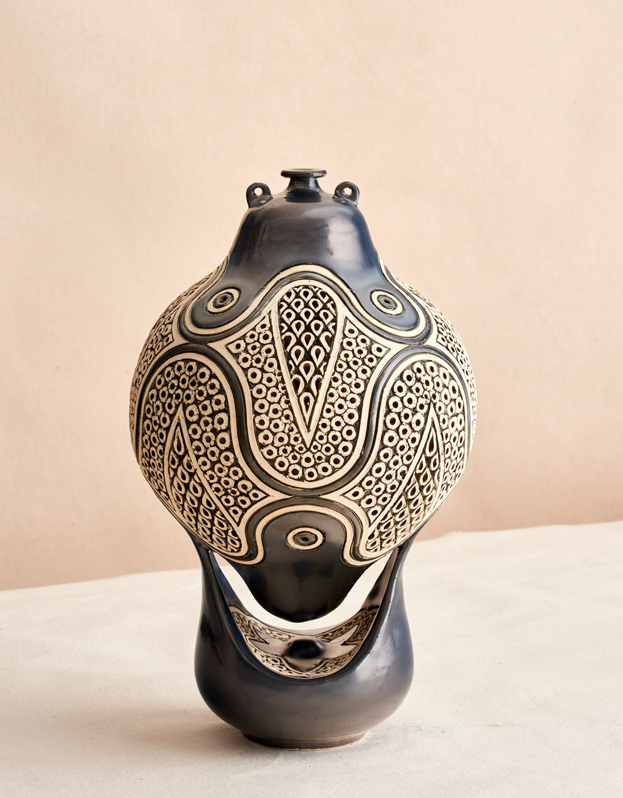 Ibrahim Said, Floating Vase 12, 2021