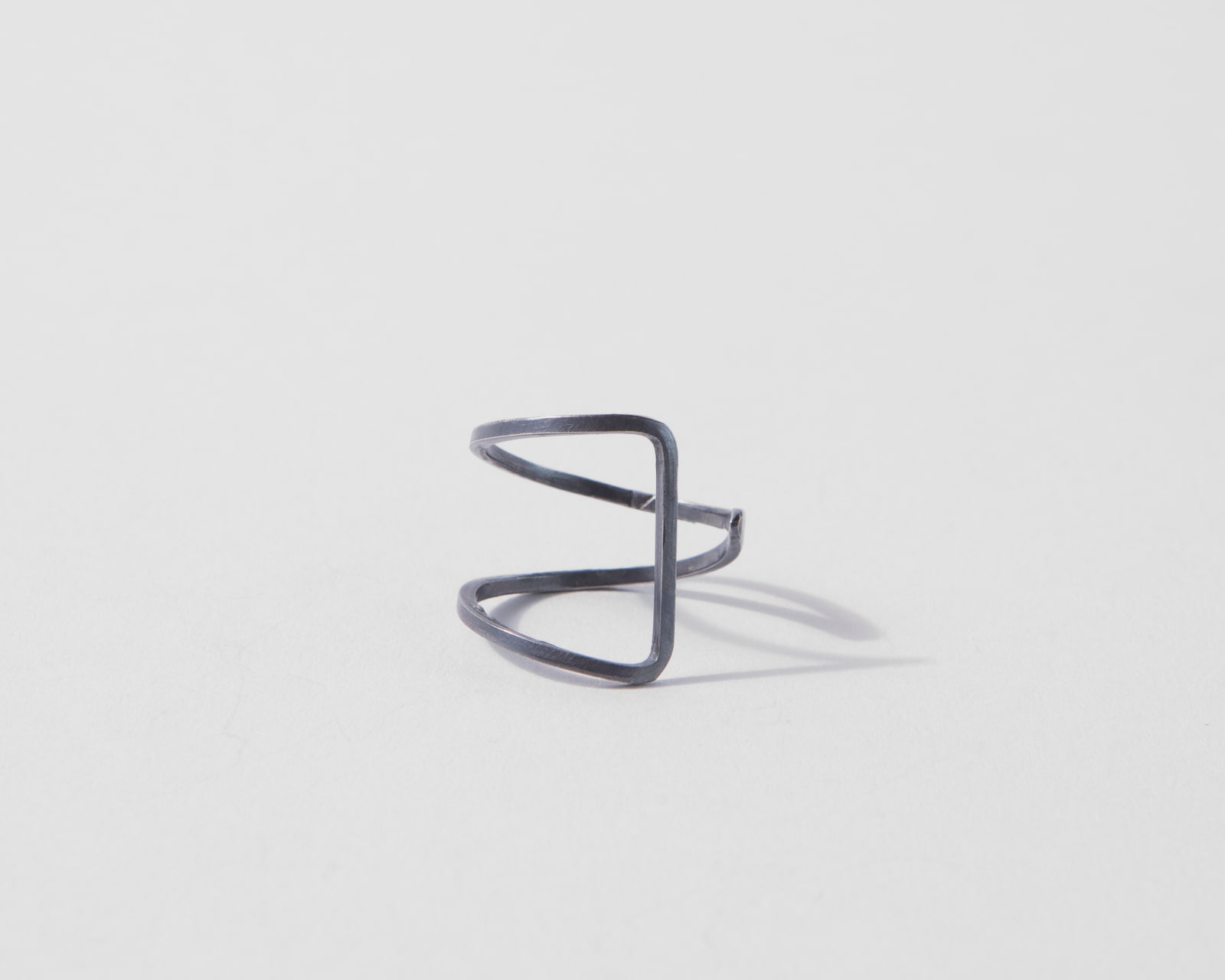 Lucy Barna, Delicate Whim Ring (medium), 2025