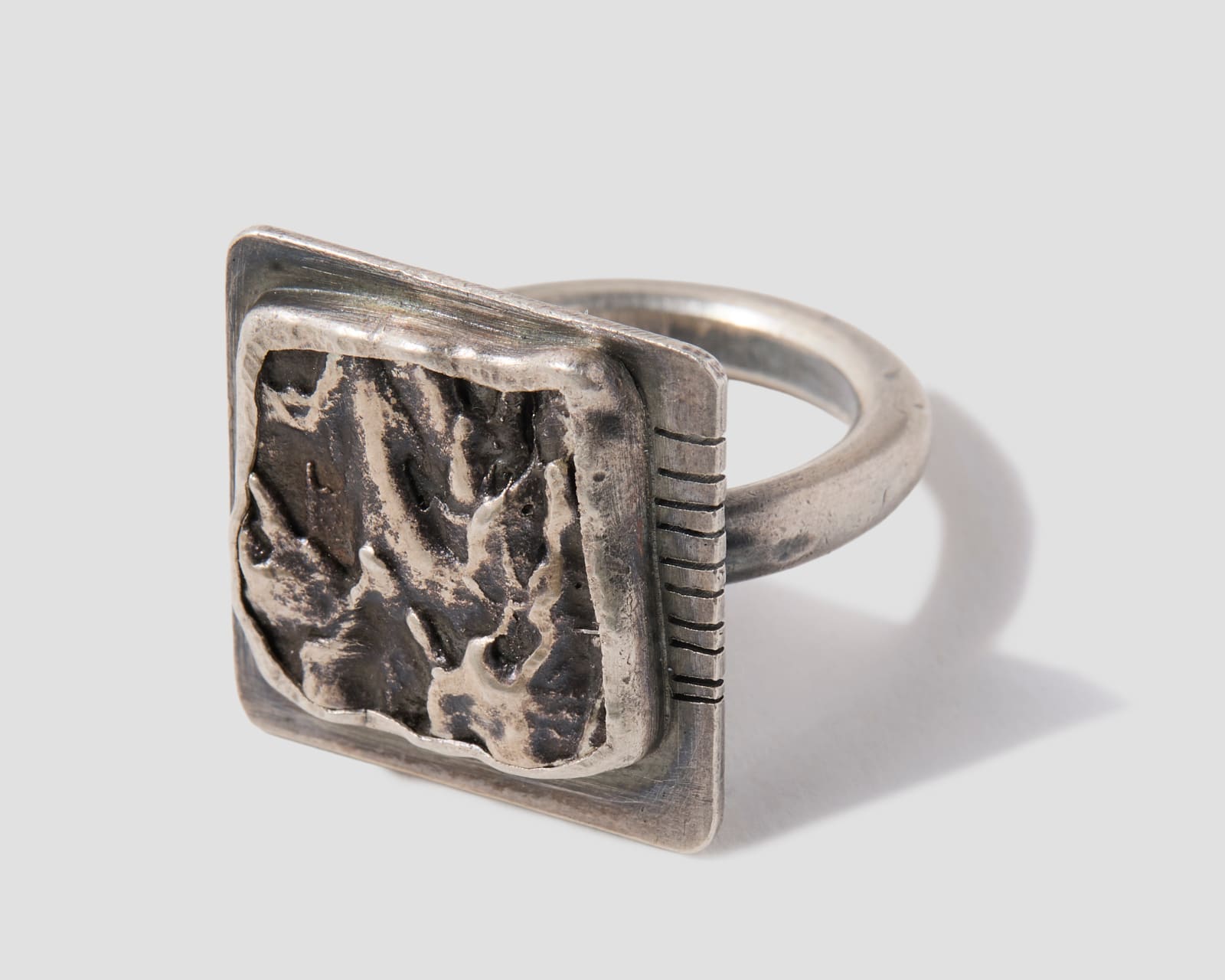 Robert Ebendorf, Modern Muse Ring, 2025