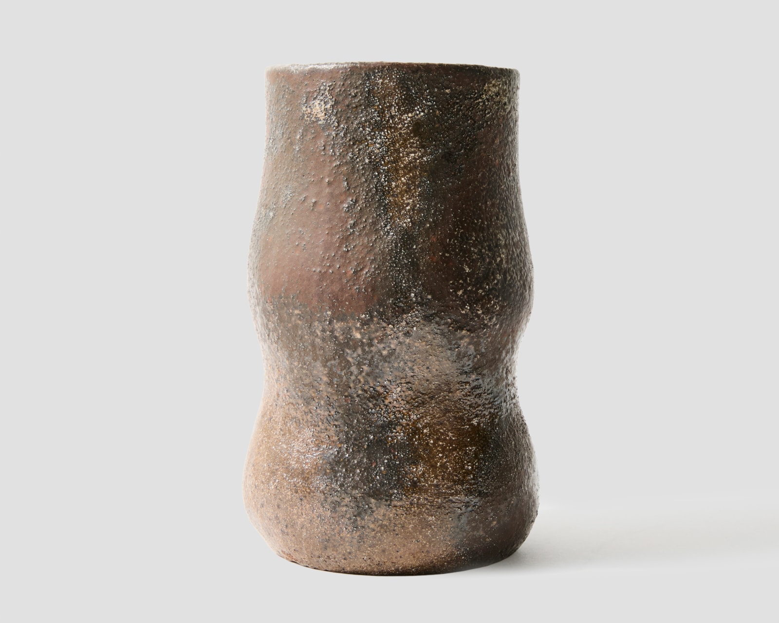Paulina Ho, Curvy Buddy Vase, 2023