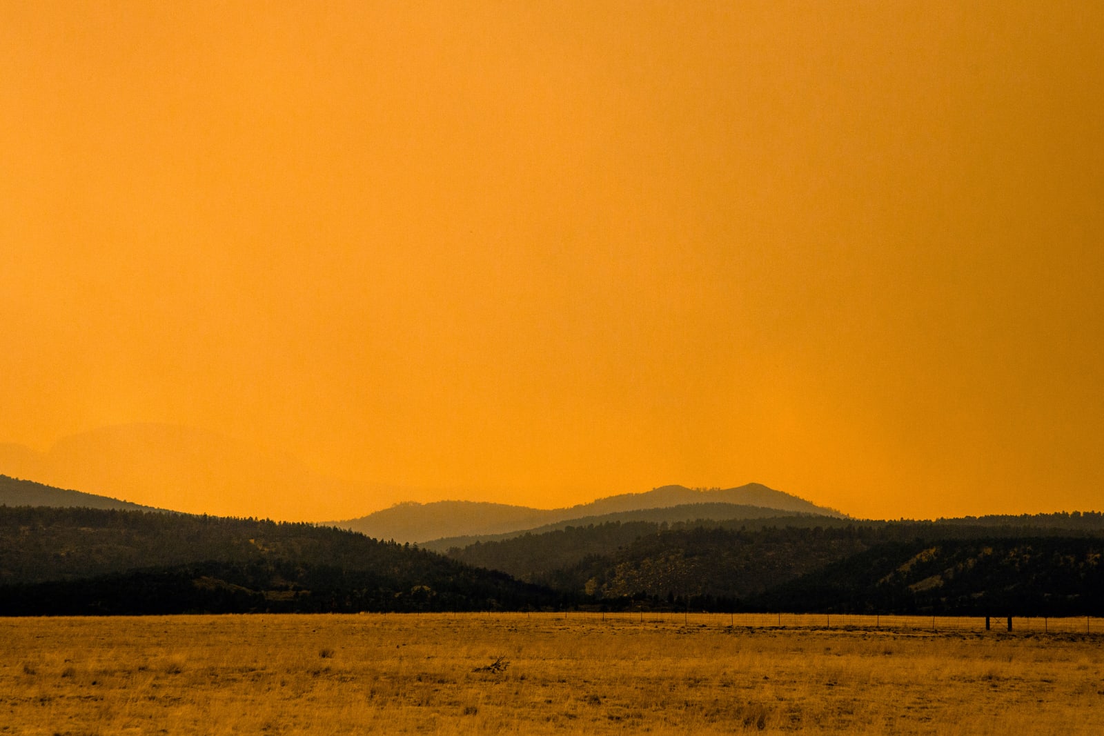 Eric Cousineau, Smoke-Filled Skies No. 1, HWY 518 near Bonita Ranch, Day 5, Dinner run, 4:42 PM, 2022