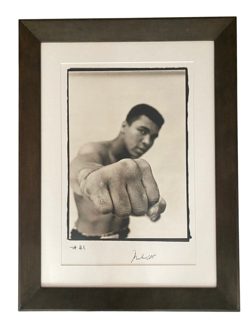Thomas Hoepker, The Champ ( Muhammad Ali showing off his right fist) , 1966