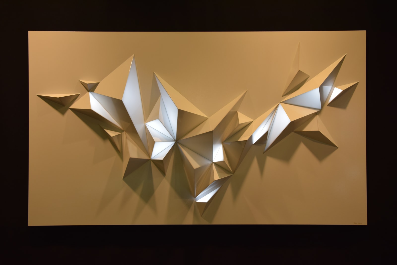 DIAMANT, Blanc gloss, 2019