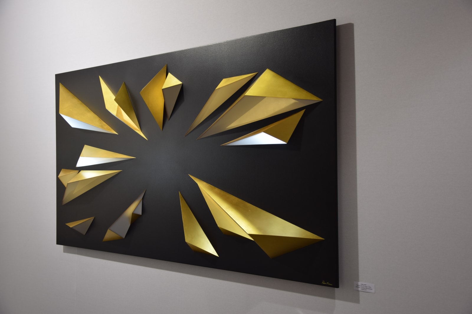 GALAXY, Noir satiné & feuilles d'or 24 carats, 2018