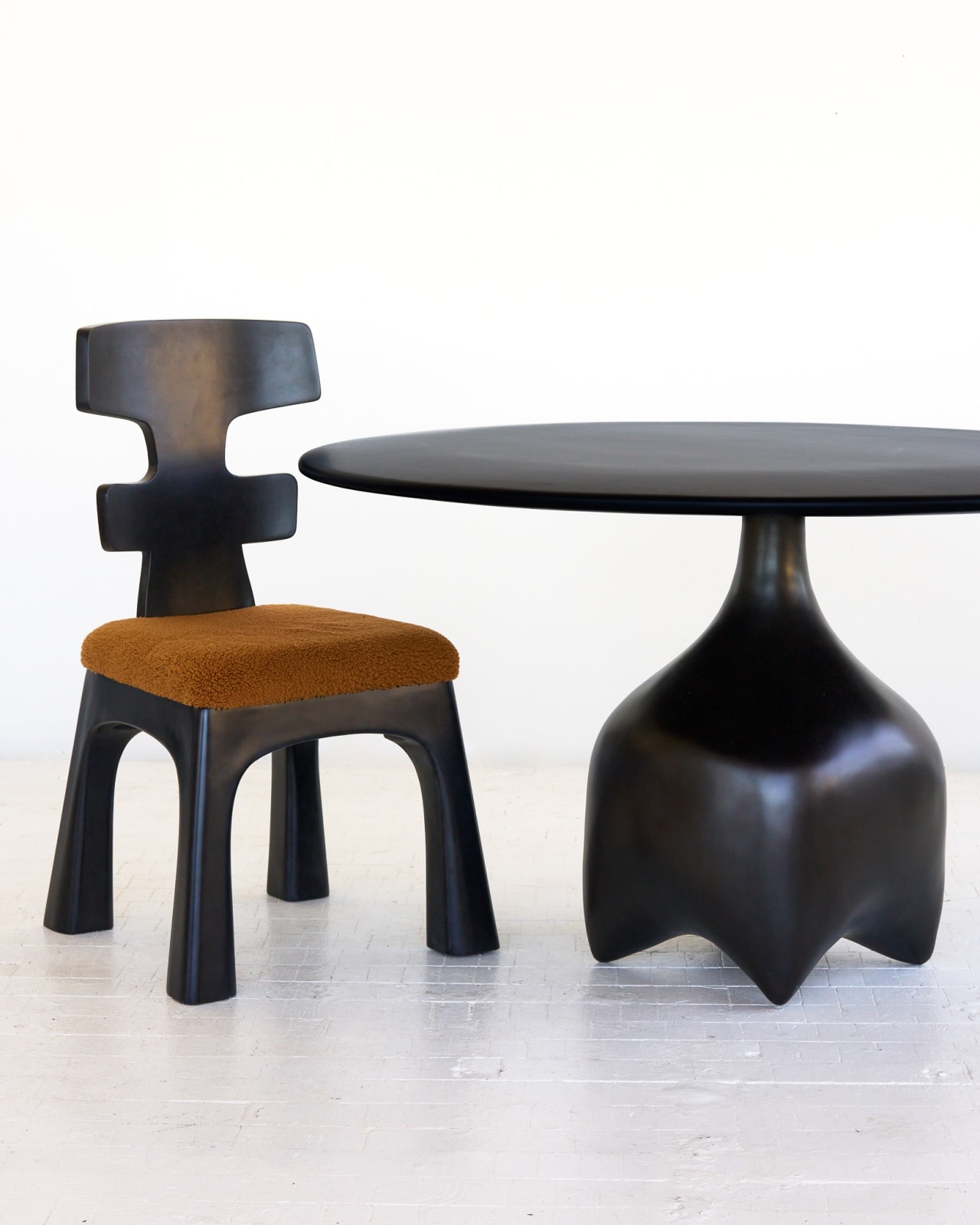 Malagana Dining Table