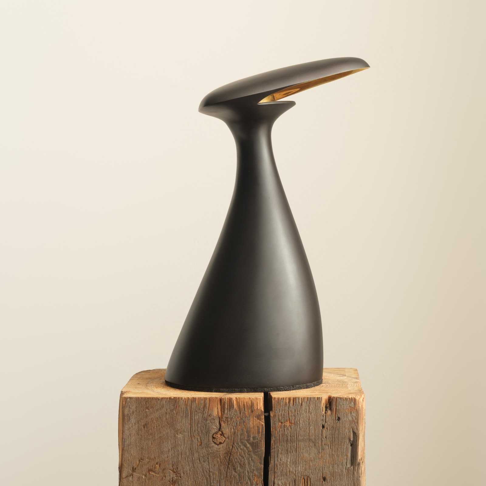 Manchot Table Lamp