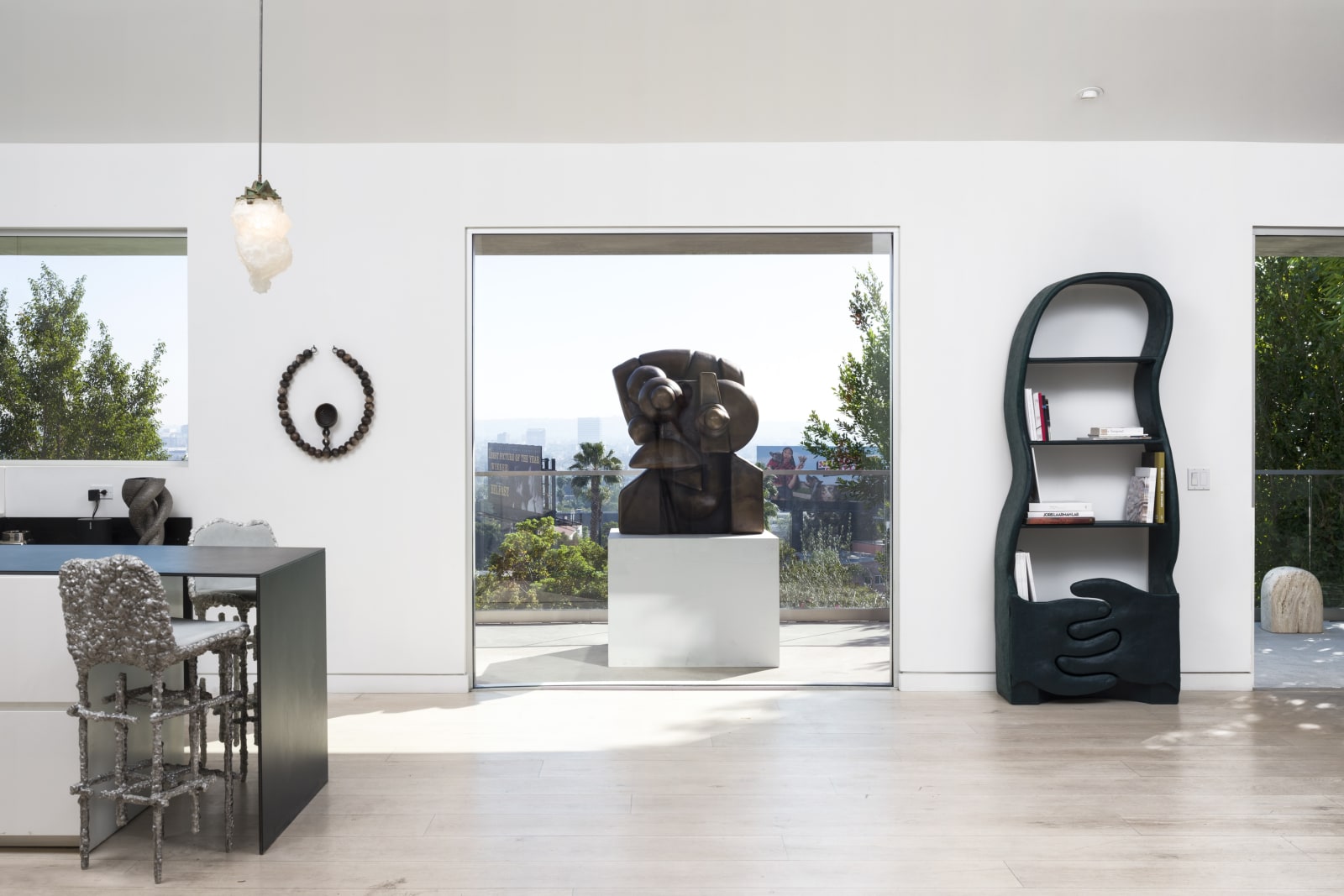 The Endless Summer. February 19, 2022 – March 26, 2022. albertz benda | Friedman Benda, Los Angeles, California. Photo: Ed Mumford