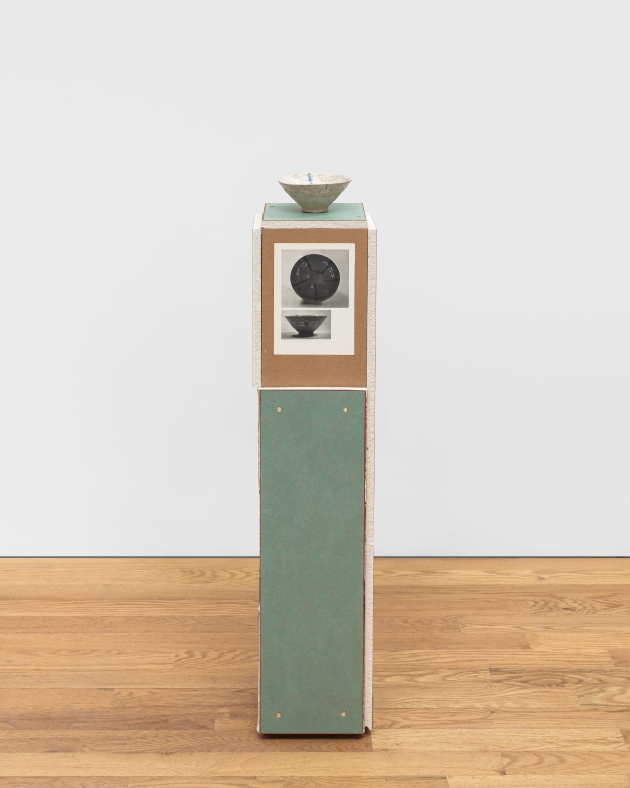 Kashan, 2025 MDF, drywall, book page, and ceramic objects Base: 38 11/16 x 8 x 15/16 x 8 1/4 in (98.7 x 21 x 23 cm)