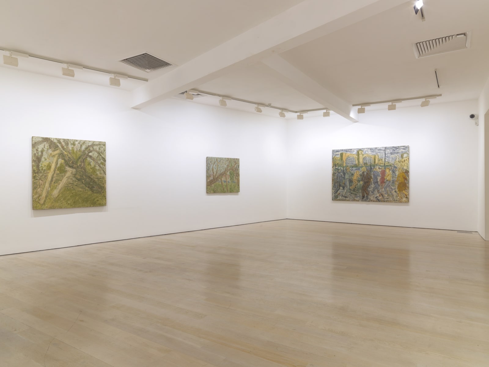 installation shot of the exhibition Leon Kossoff: A Life in Painting at Annely Juda Fine Art 2021