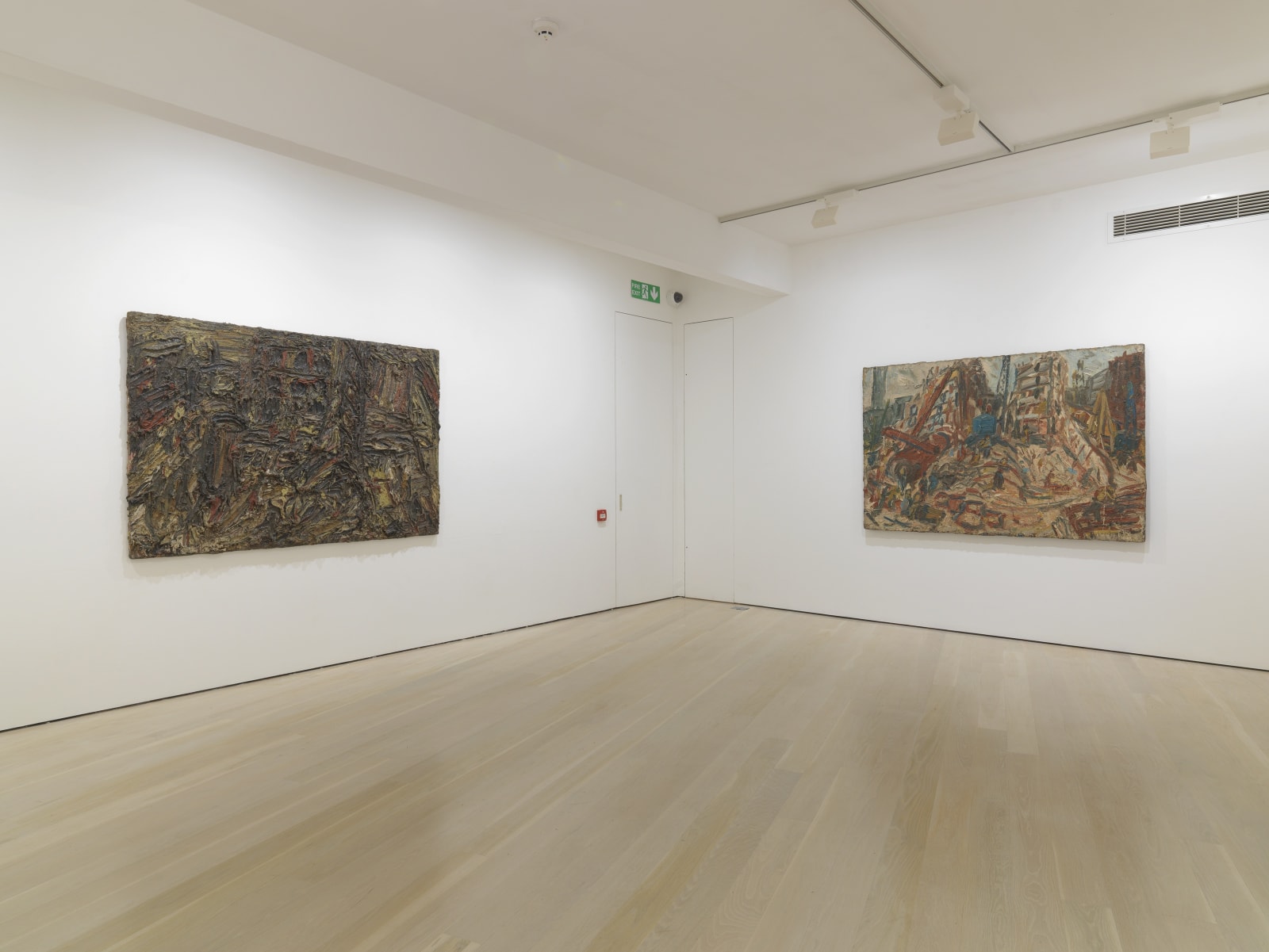 installation shot of the exhibition Leon Kossoff: A Life in Painting at Annely Juda Fine Art 2021