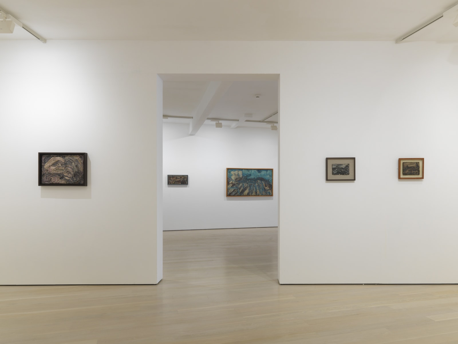 installation shot of the exhibition Leon Kossoff: A Life in Painting at Annely Juda Fine Art 2021
