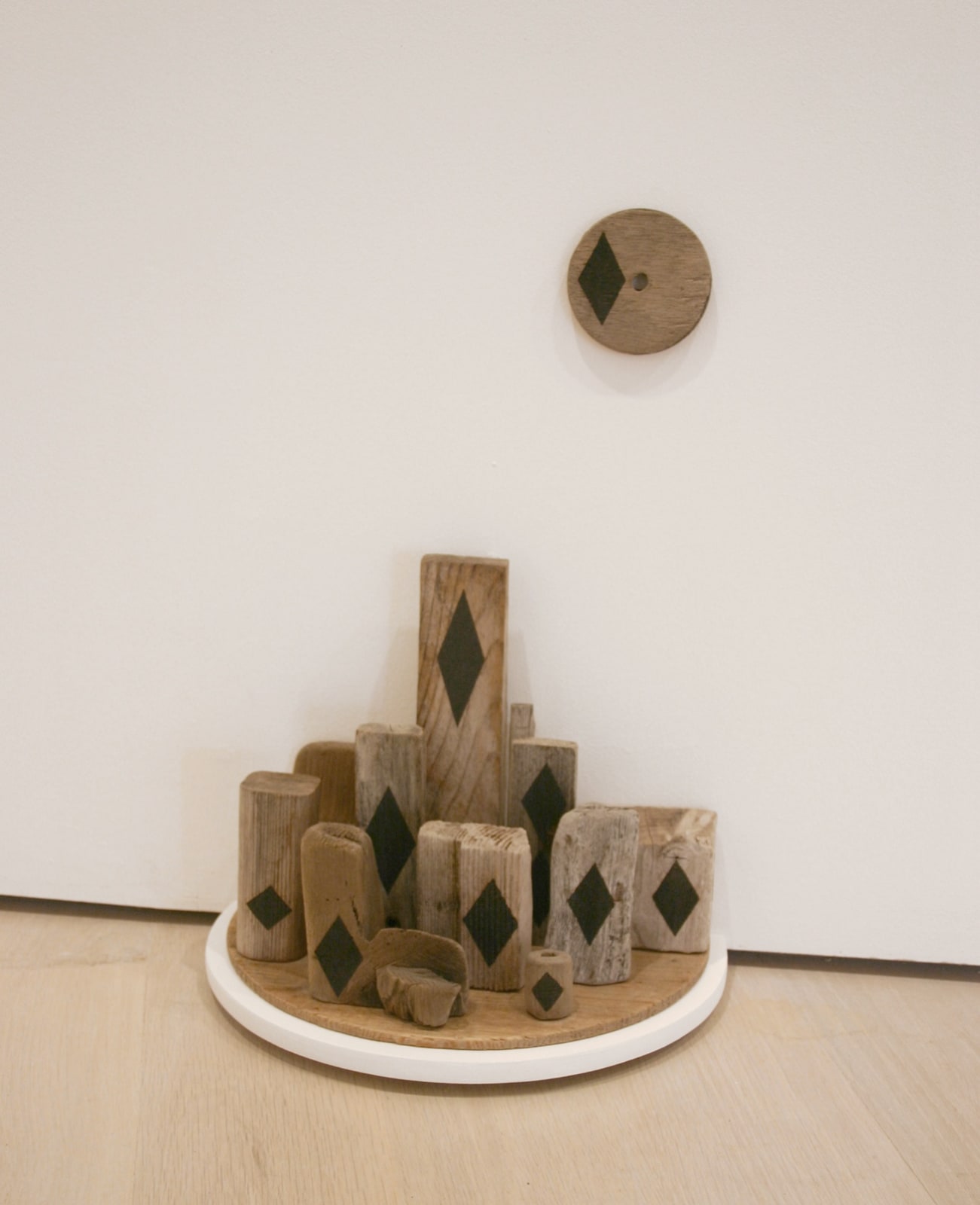 Roger Ackling, Voewood, 2006