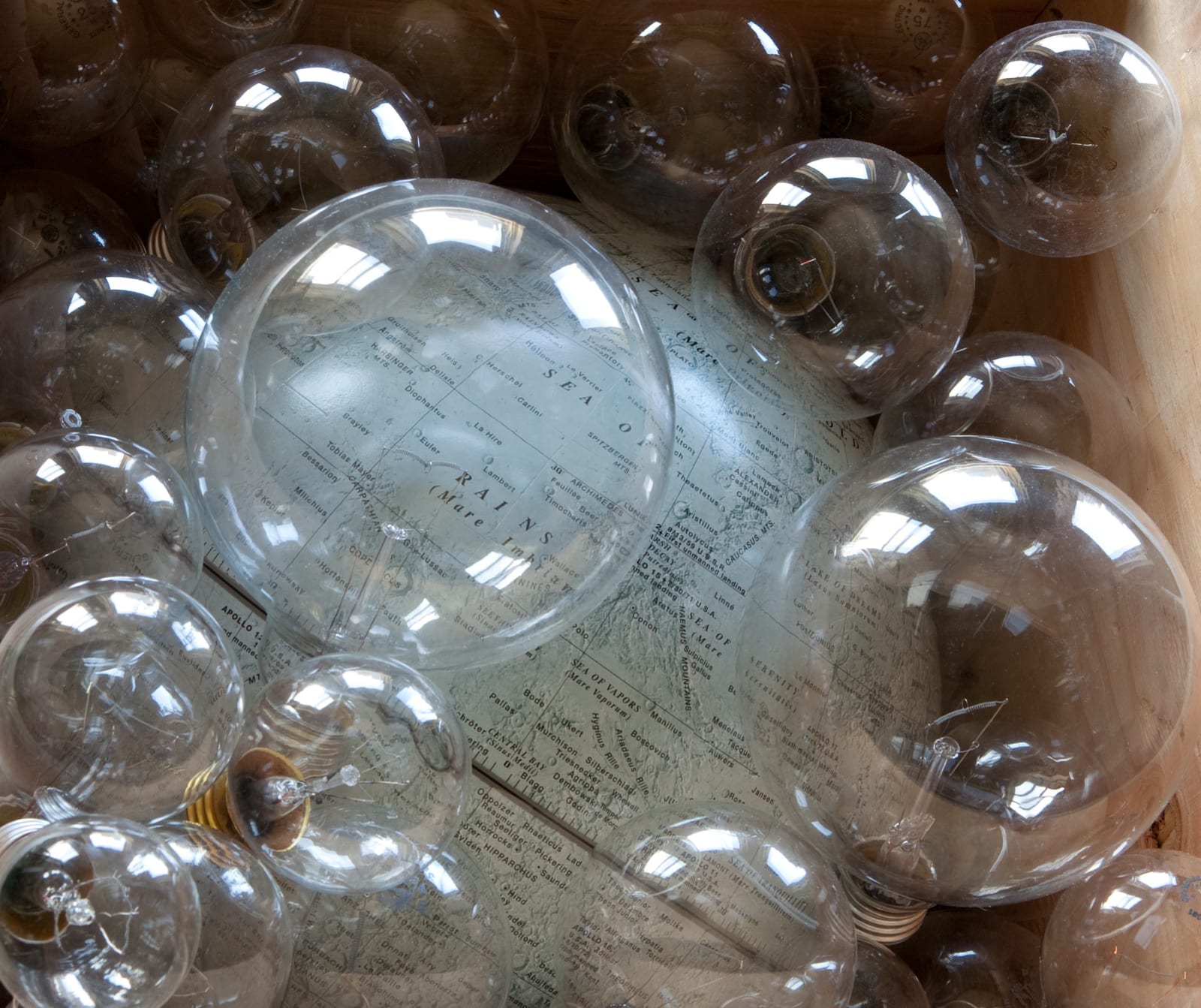 Demetrius Oliver, Orbs, 2011