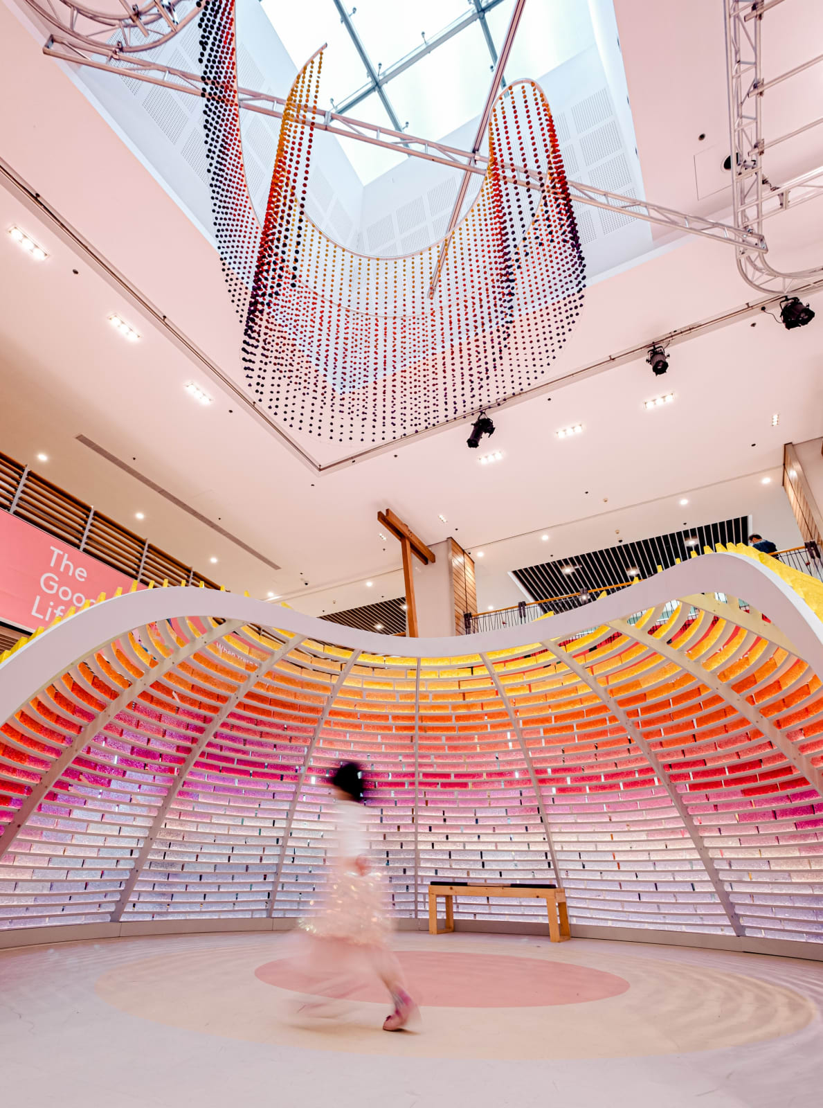 RECYCLED GLASS IGLOO & BOTTLE CAPS AURORA / Hong Kong, Arnold Wong, Keith Chan & Stephen Ip / Hong Kong
