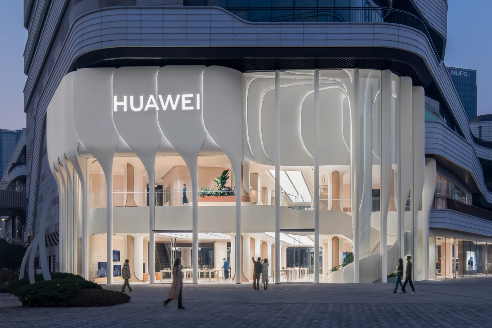 Huawei TKL Flagship Store / The Mainland, UNStudio / Hong Kong