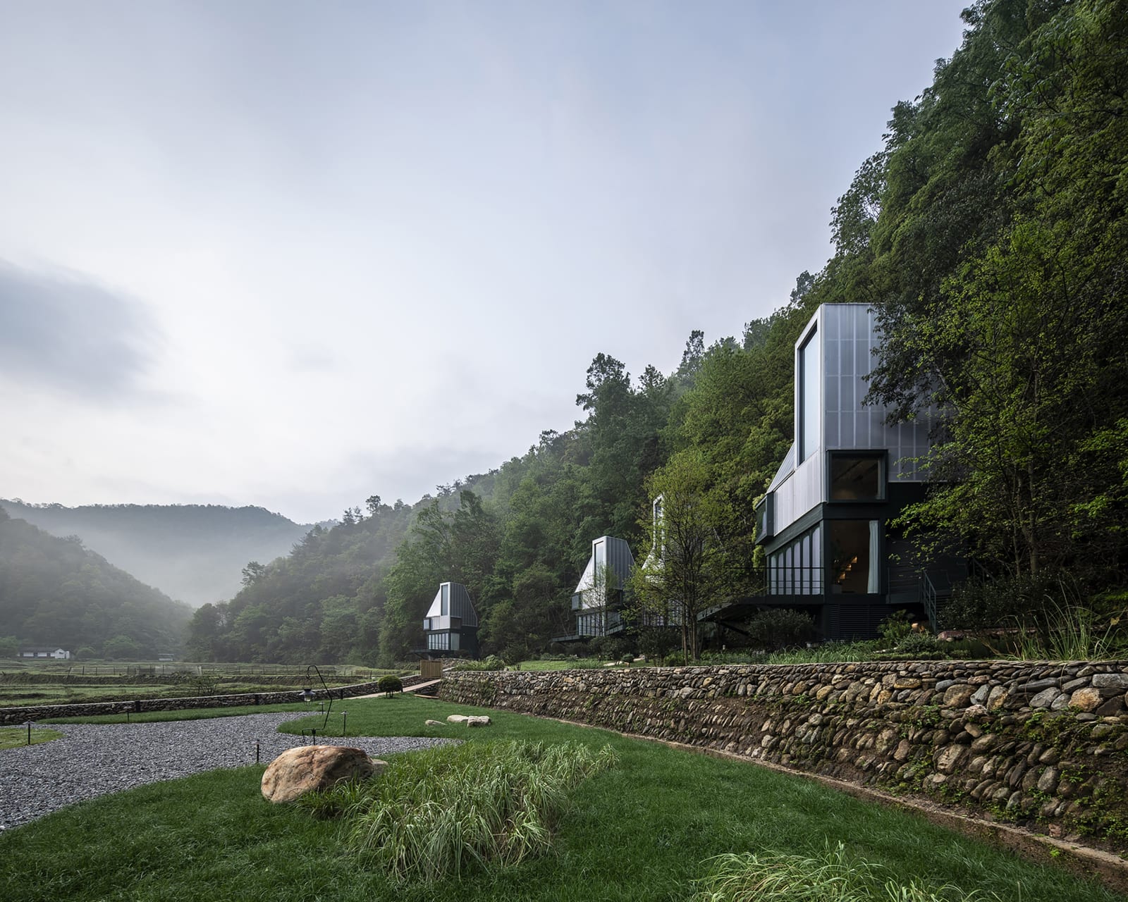 Spark Lodges / The Mainland, Eeri Co. Ltd / The Mainland