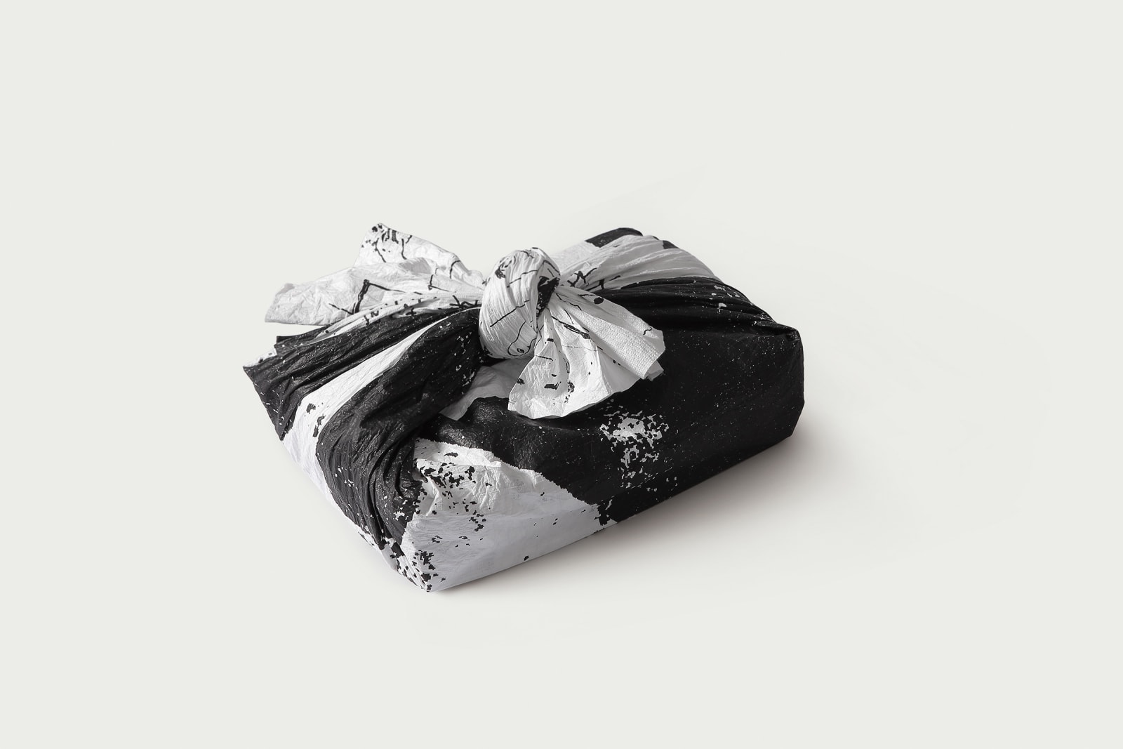Hunhun's Notes, Day Day Up Design Consultancy / Mainland China