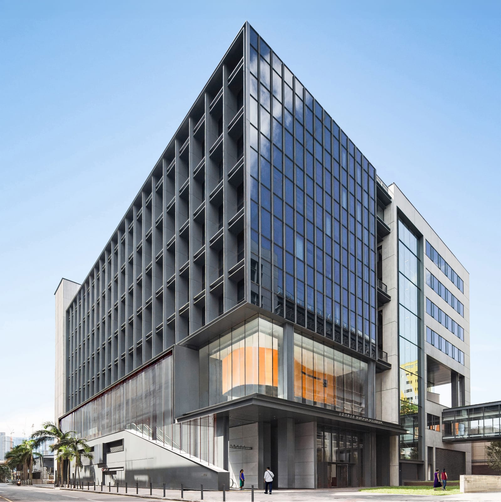 Hongkong Post Building / Hong Kong, Architectural Services Department, the Government of the Hong Kong Special Administrative Region / Hong Kong
