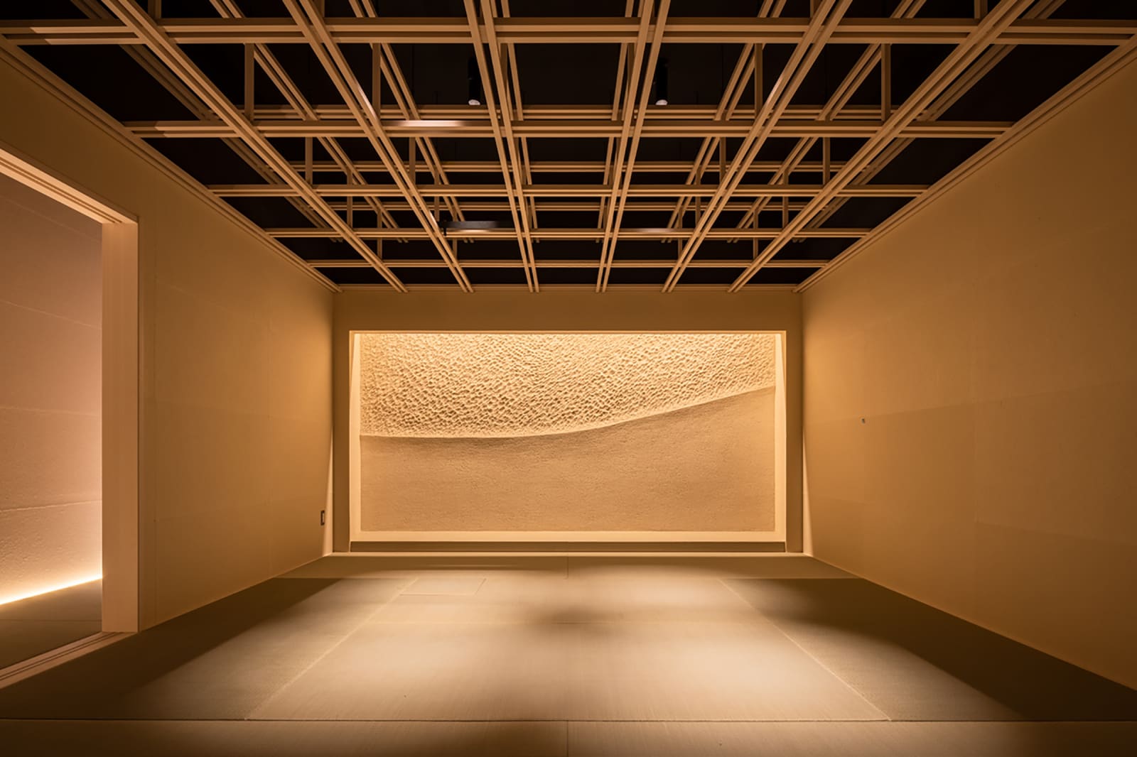 Stage Felissimo / Japan, Eight Inc. / Japan