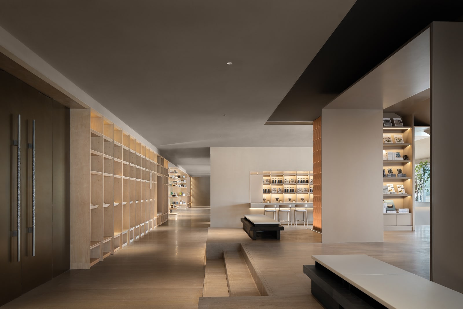 FRAGRANT LAKE / The Mainland, LSD interior design / The Mainland