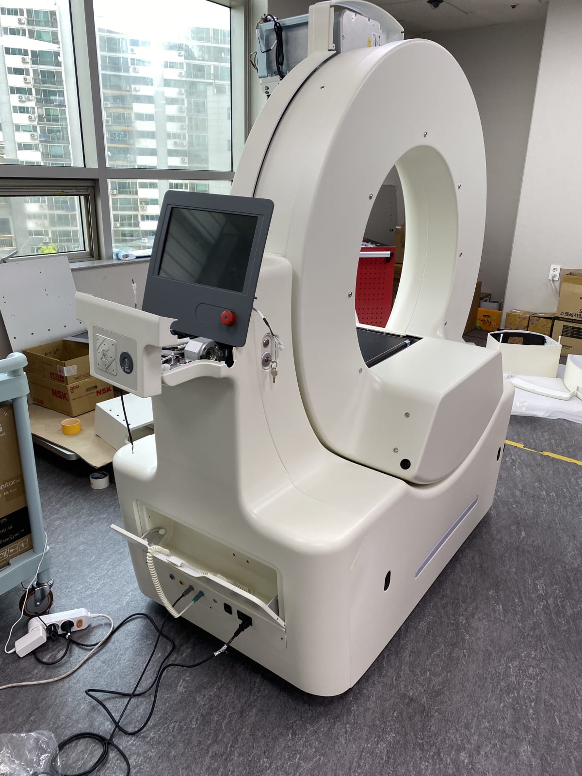 Mobile Hybrid Cone Beam CT Scanner, BDCI / Korea