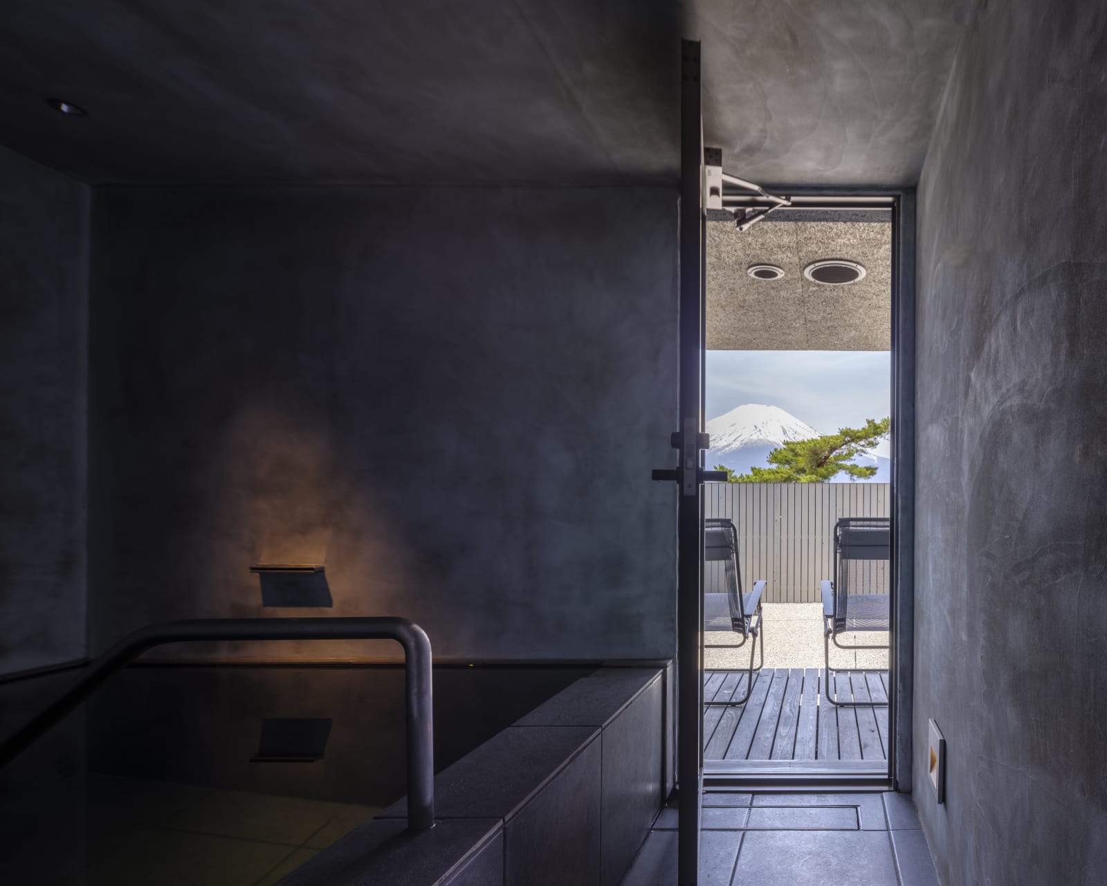 CYCL / Japan, YU Momoeda Architects / Japan