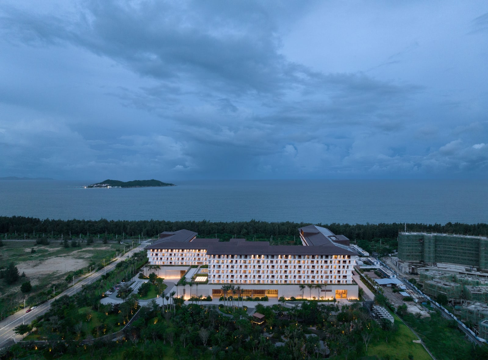 Sanya Wellness Retreat / The Mainland, Neri&Hu Design and Research Office / The Mainland