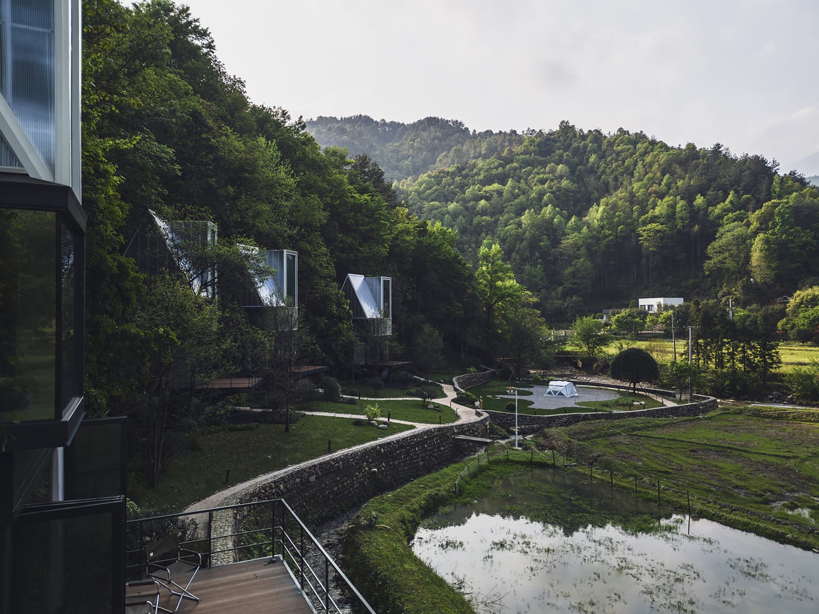 Spark Lodges / The Mainland, Eeri Co. Ltd / The Mainland