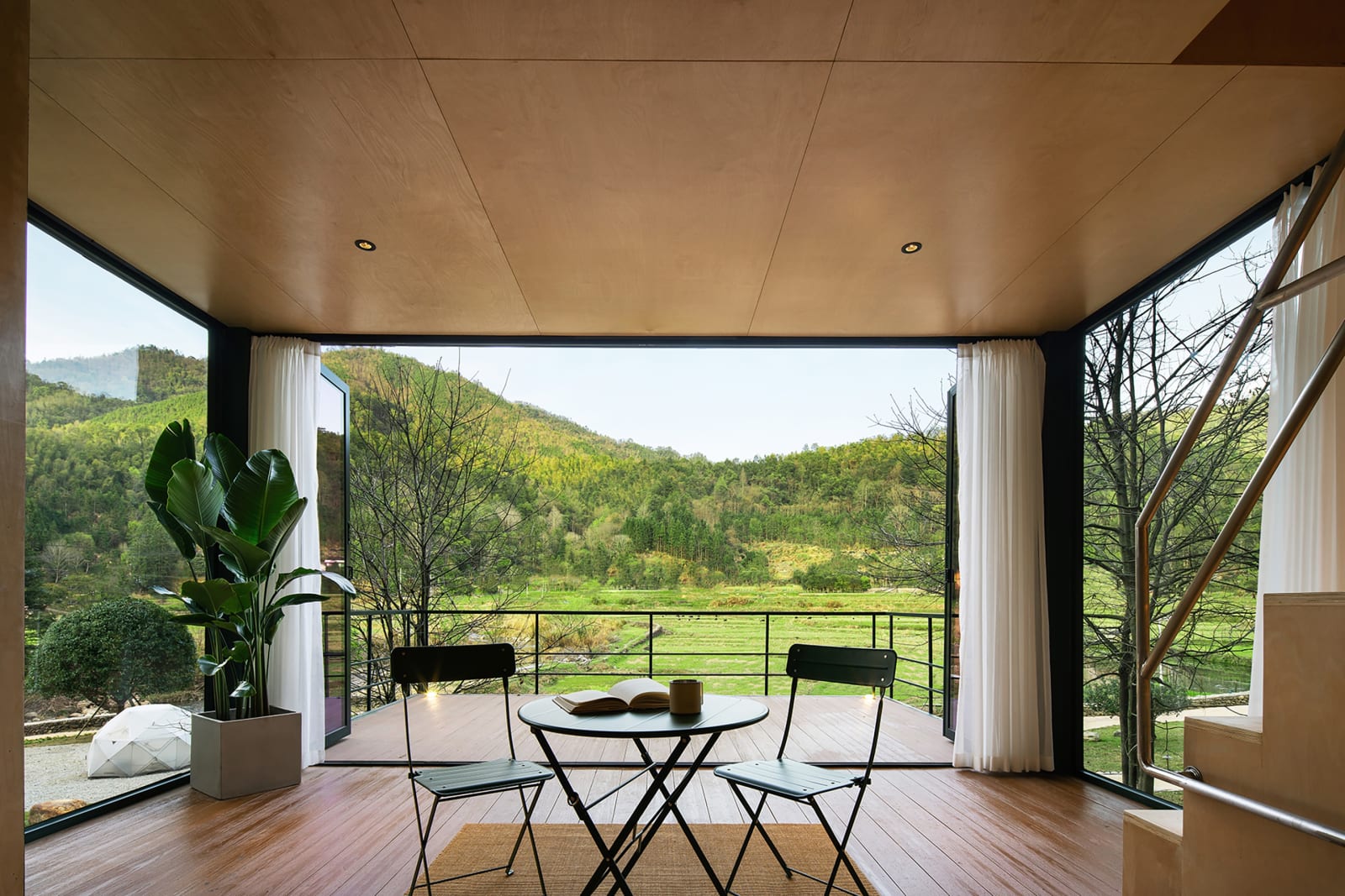 Spark Lodges / The Mainland, Eeri Co. Ltd / The Mainland