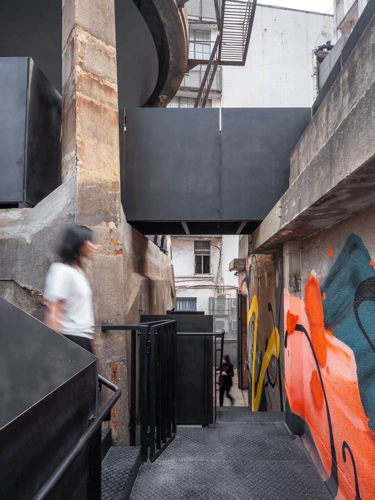 M50 Bird Water Tower / The Mainland, FLIP studio / The Mainland