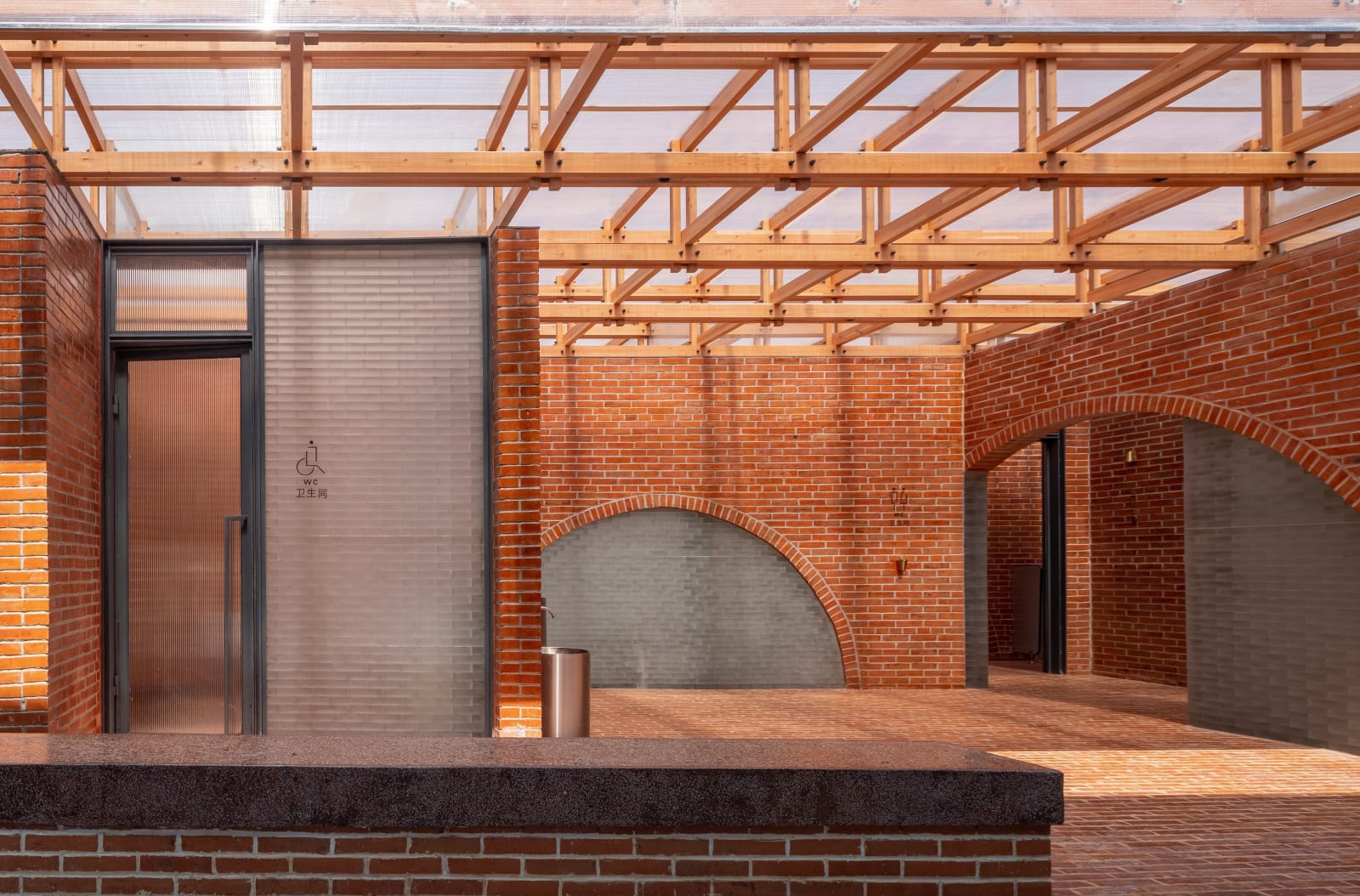 Red Brick Public Toilet on Liuba Old Street / The Mainland, Shulin Architectural Design / The Mainland