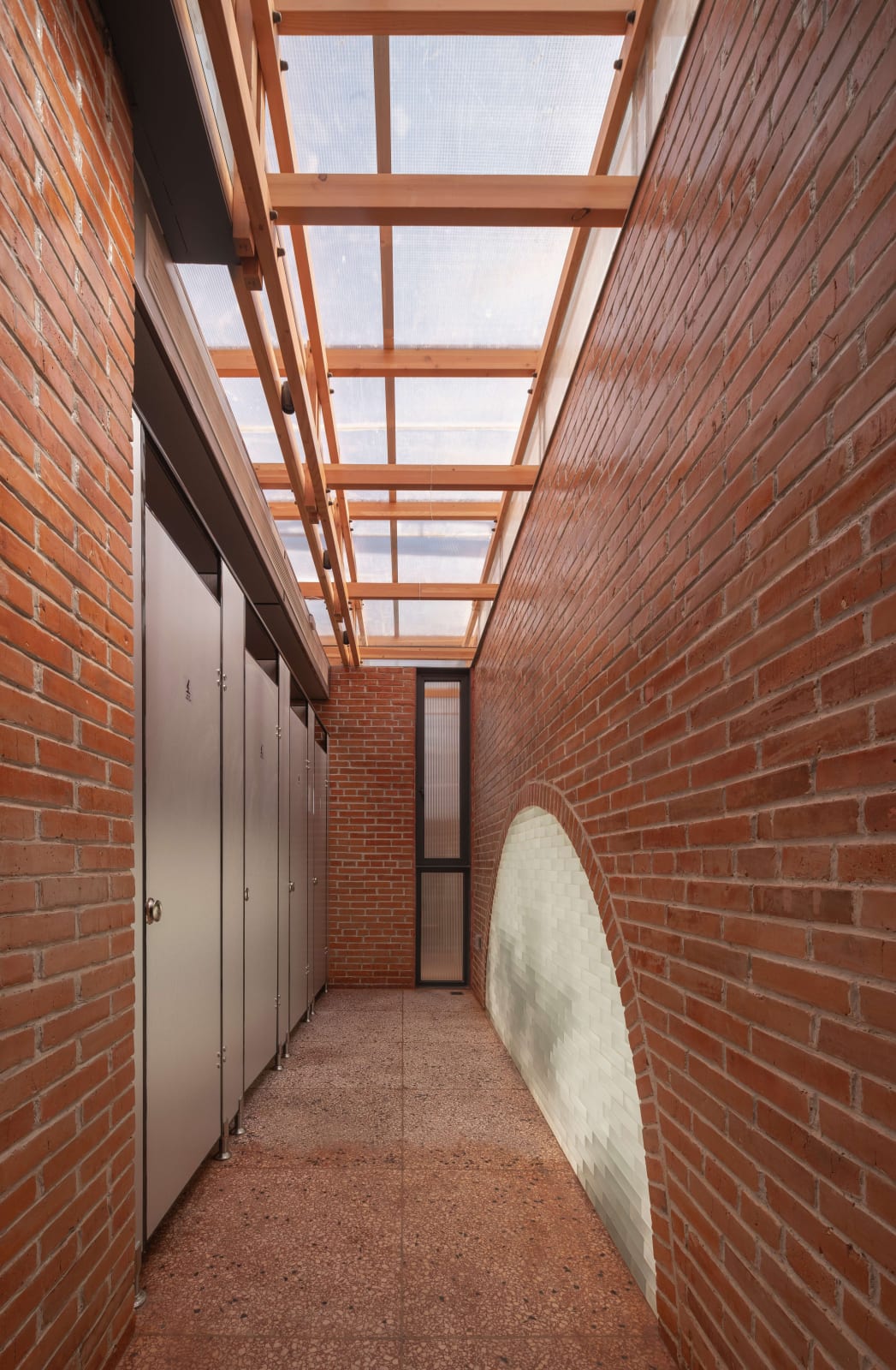 Red Brick Public Toilet on Liuba Old Street / The Mainland, Shulin Architectural Design / The Mainland
