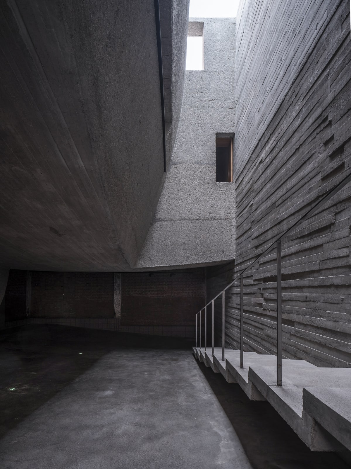 Warehouse No. 9 / The Mainland, ease studio / The Mainland
