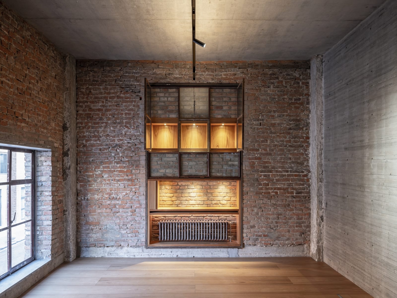 Warehouse No. 9 / The Mainland, ease studio / The Mainland