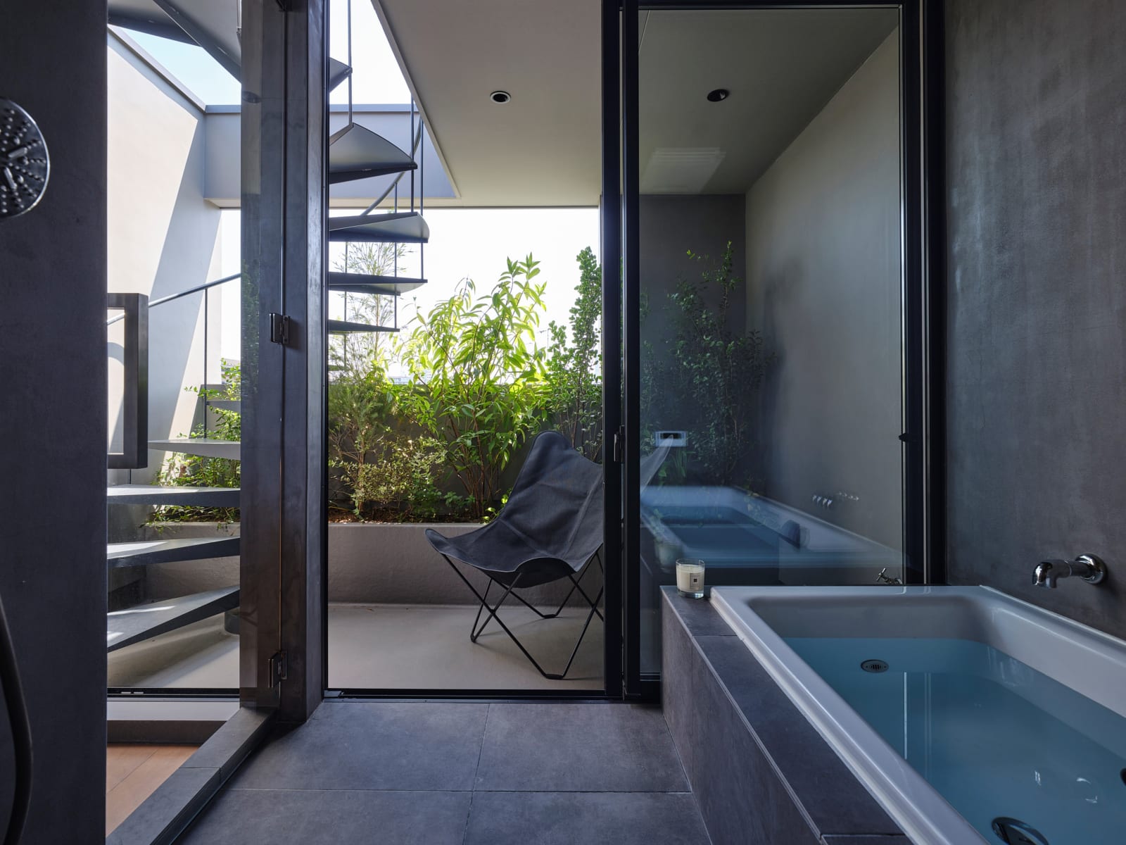 Spiral Gardens House / Japan, IKAWAYA ARCHITECTS / Japan