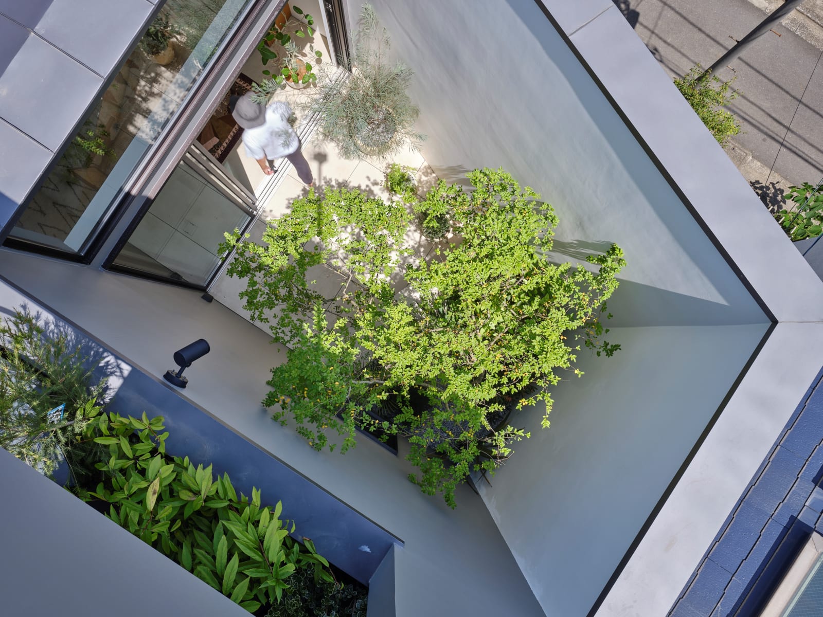 Spiral Gardens House / Japan, IKAWAYA ARCHITECTS / Japan