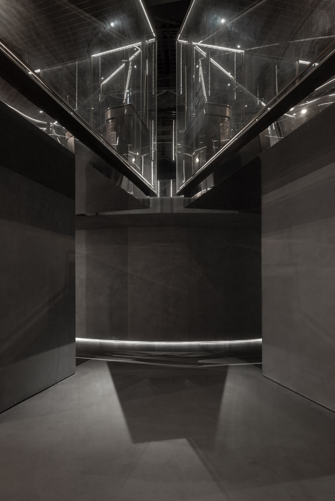 CHIC1699 / The Mainland, WARP WEFT DESIGN / The Mainland