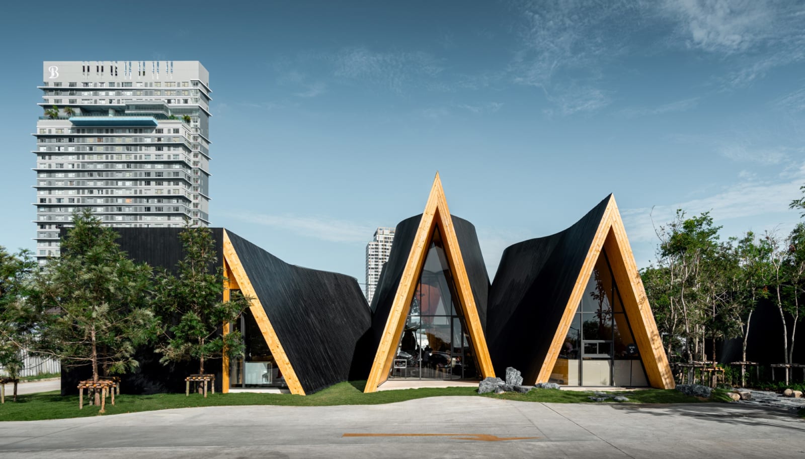 Harudot Chon Buri By Nana Coffee Roasters / Thailand, IDIN Architects / Thailand