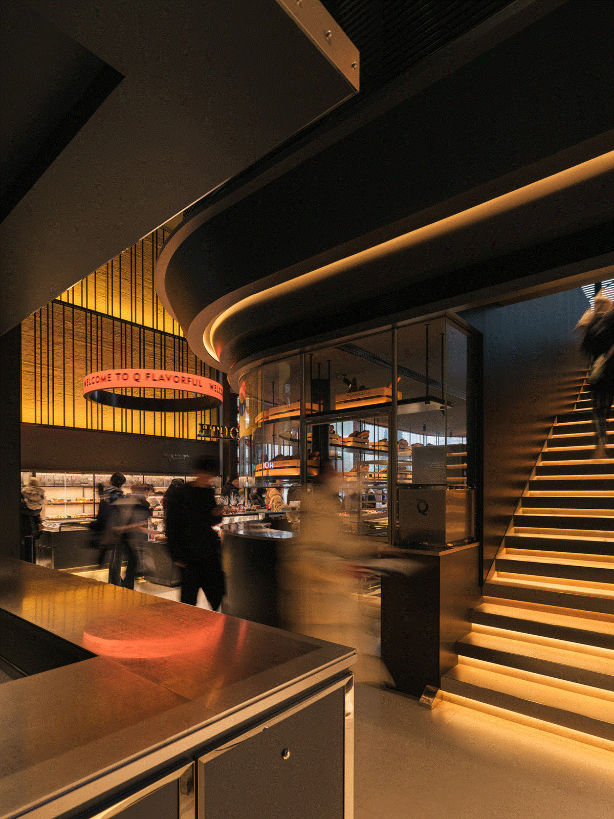 Q FLAVORFUL / The Mainland, LOONG STUDIO / The Mainland
