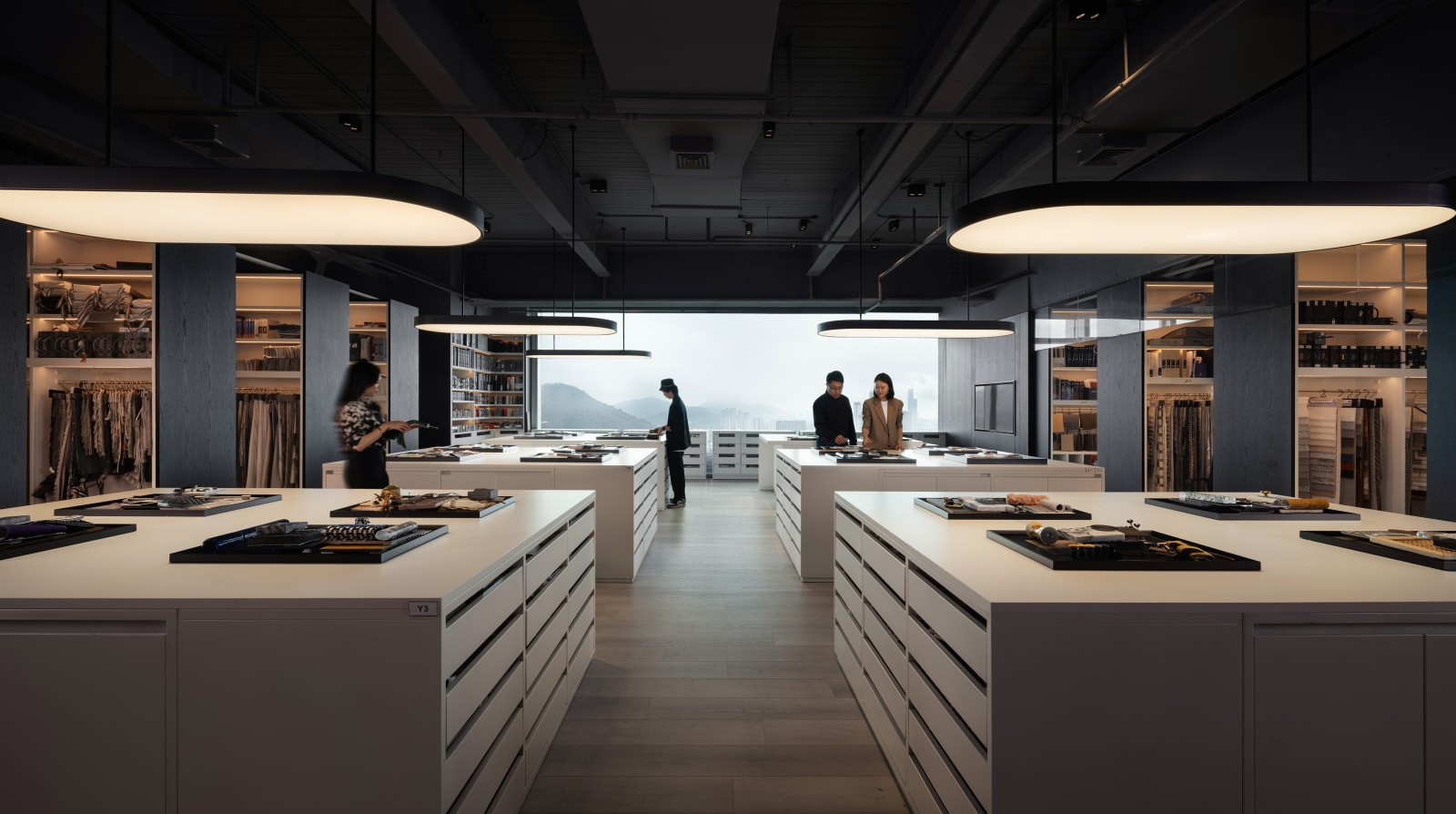 YANG & ASSOCIATES GROUP'S HEADQUARTERS / The Mainland, YANG & ASSOCIATES GROUP / The Mainland